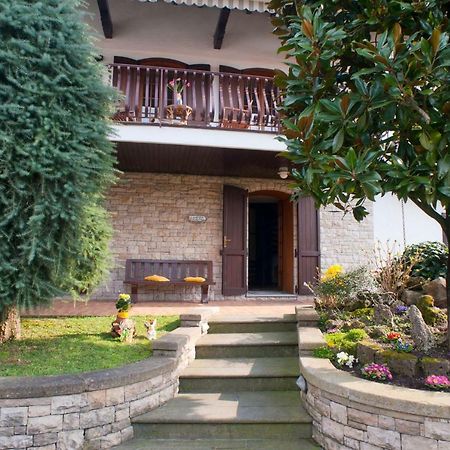 B&B Aria Di Lago Паратико Экстерьер фото