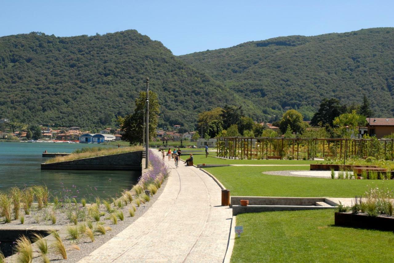 B&B Aria Di Lago Паратико Экстерьер фото